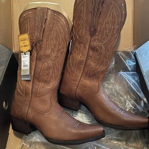 Women’s Ariat Boots - size 9.5C